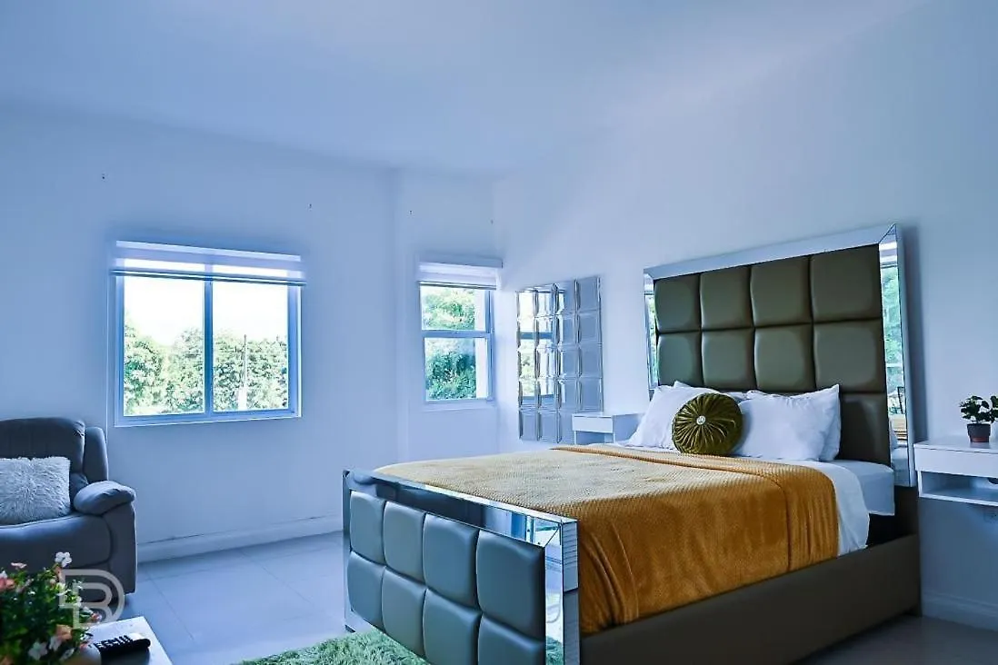 Harloes Suites - Kingston - Free Parking And Pool location